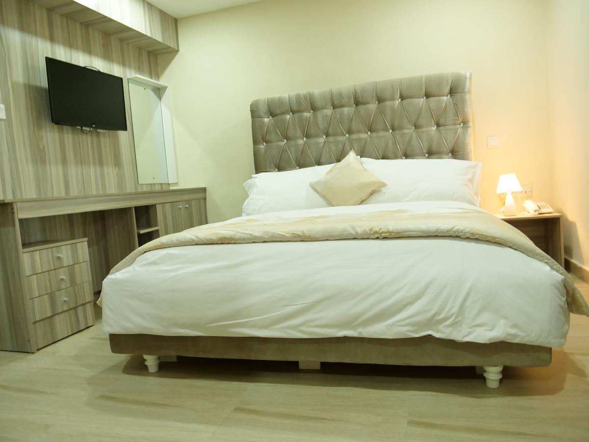 לגוס Alexia'S Place Hotel מראה חיצוני תמונה