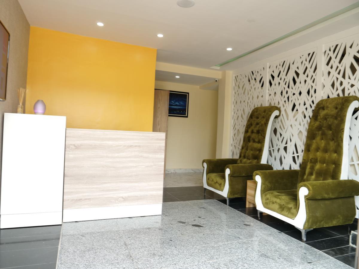 לגוס Alexia'S Place Hotel מראה חיצוני תמונה