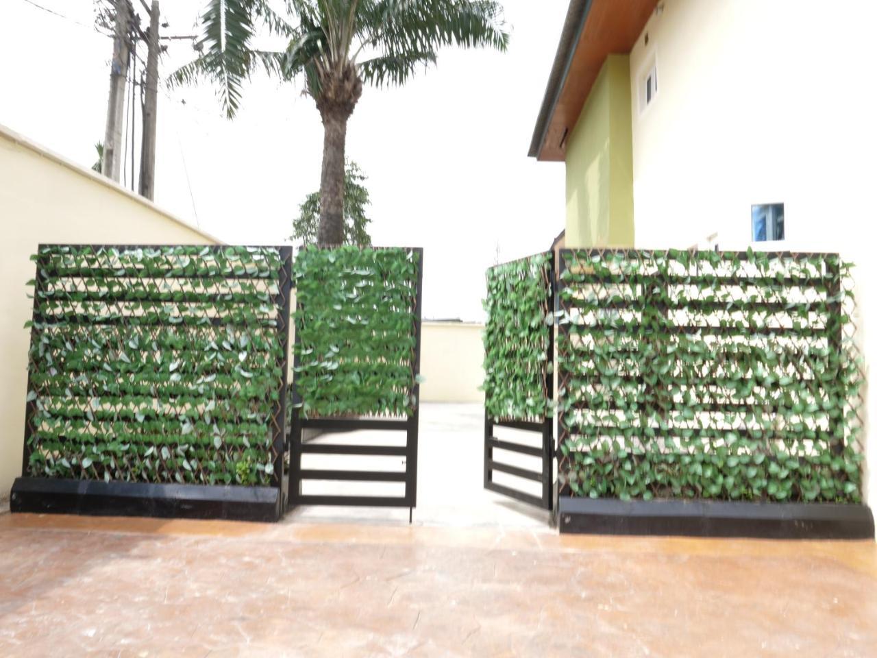 לגוס Alexia'S Place Hotel מראה חיצוני תמונה