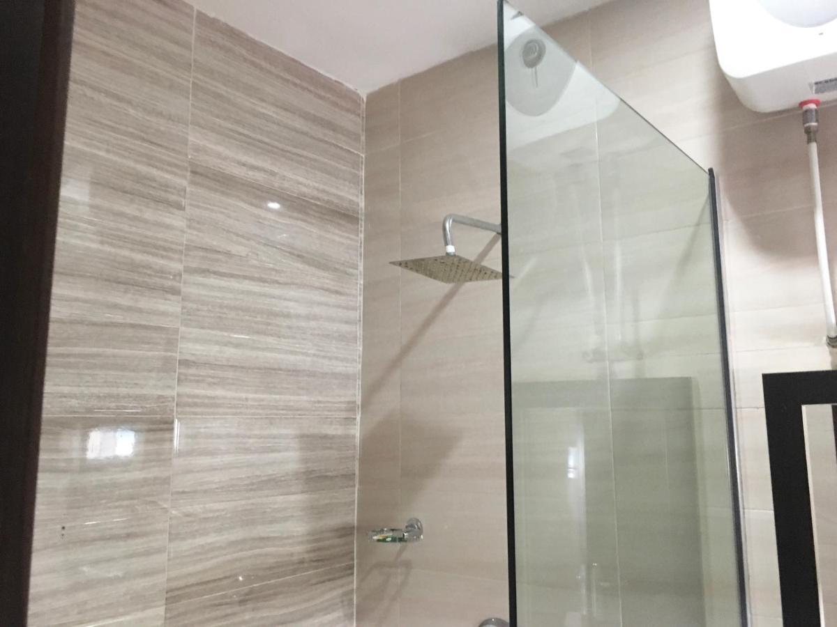לגוס Alexia'S Place Hotel מראה חיצוני תמונה